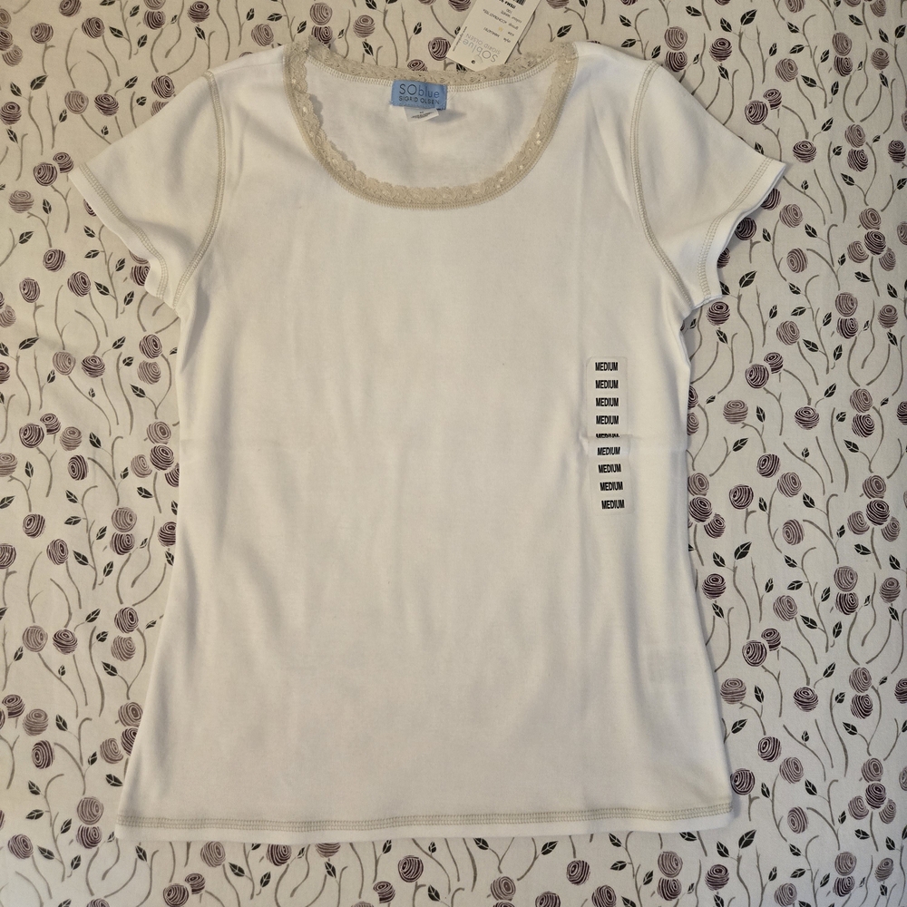 SO Women's White Lace Trim Top